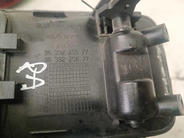 POIGNEE DE PORTE LATERAL GAUCHE CITROEN BERLINGO / PEUGEOT PARTNER 1996-2008 - Vue 3